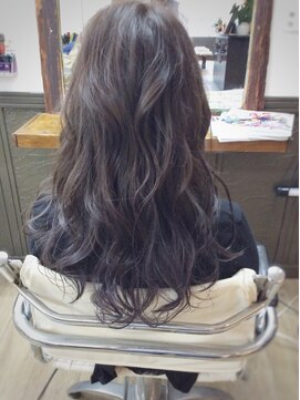 グレースモア(Grace More) (久留米/西原)グラデーションアッシュグレー