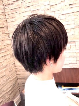 クラフトオブヘアーサニー(craft of hair Sunny 32) ナチュラルショート