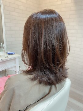 マーリャヘアー(mallia hair) くびれ外ハネミディアム