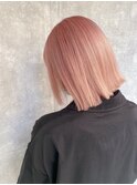 ペールピンク×切りっぱなしボブ