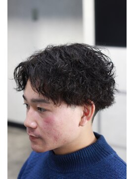 ニューオールド 三軒茶屋(NEW OLD) メンズセンターパート×ツイスパ