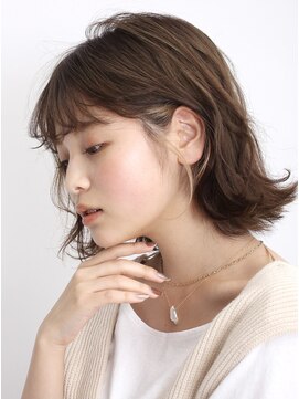 ミスト(mist) 〔mist〕イヤリングカラー/インナーカラー/外はねボブ/金沢文庫