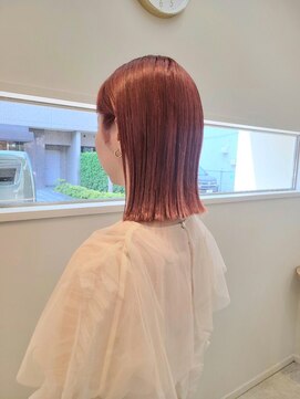 シアアルン 新小岩店(SHEER alun) ピンクカラー/ぱつっとボブ