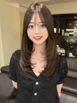 シュガー(Sugar) レイヤーカット　顔まわりレイヤー