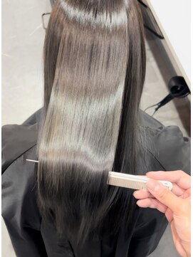 シアン(CYAN) グレージュ×髪質改善カラー