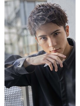 シティ(CITY) 小久保styleフェザーパーマグレーブルーカラー刈り上げショート