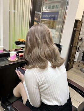 ノエ 心斎橋(Noe) ブリーチ1回ミルクティーベージュ