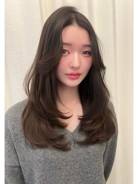 ボタン ハカタ(VOTAN hakata) 【前田七音】グレージュ/レイヤーカット/透明感カラー