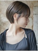 大人可愛い20代30代40代黒髪前下がりひし形小顔ボブ丸みショート