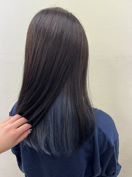 プティアミ(petite amie) インナーカラー×ネイビーブルー