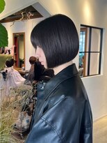 ラーサ(LaHzA) 大人ショートボブ前下がりショートボブ前下がりボブひし形ボブ