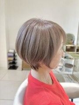 サンタフェ 曳馬店(Santa'Fe) Santa'Fe式脱白髪染め白髪ぼかしカラー/ショート