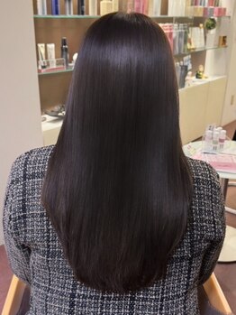 髪の悩みに合わせて選べる豊富なトリートメントメニュー/充実したカウンセリングで理想の髪へ導きます。