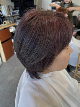 上品なピンクブラウンカラー