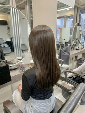 バッカ(BACCA) ツヤで差がつく大人のストレート