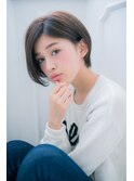 ナチュラル耳かけボブ