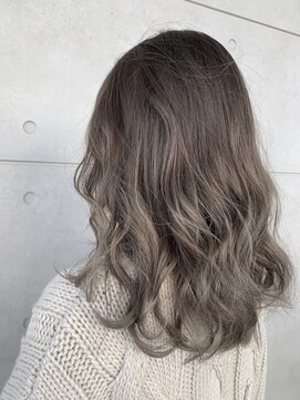 ヘアセラピー サラ(hair therapy Sara) 透明感グレーパール