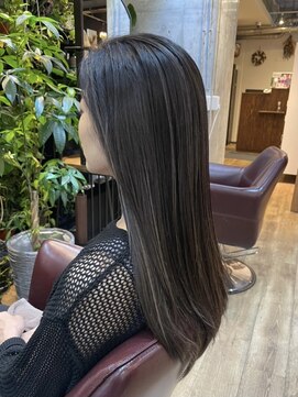 ロダット 横浜(LODAT by little) ハイライト×モノグレージュ【LODAT横浜】