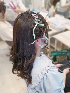 ヘアセットサロン ミント(Hair set salon MINT) レースアップ×お花ハーフアップ