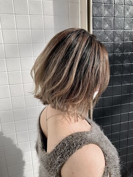 ザデイ(THE DAY) バレイヤージュカラー