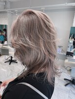 リーホリエ(Lee Horie)&nbsp;グレーアッシュなバレイヤージュ◎