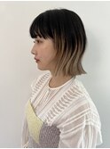 デザインカラーのぱつっとボブ