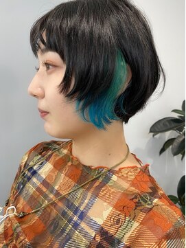 リラ(Lera) マッシュレイヤーボブ×インナーシアン