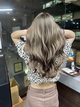 ラフ(LAFF) #バレイヤージュ#グレージュカラー#ボブウルフ#ココアベージュ