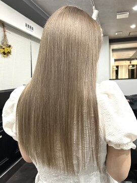 ツキ 横浜店(tuki) ミルクティーベージュダブルカラーインナーカラーケアブリーチ