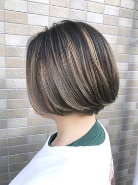 トリコ 柏(tricot) ショート/バレイヤージュ/スタイリスト高橋