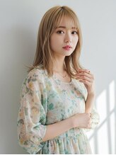 染めたてのきれいさが続くように。色落ちを抑えるひと手間まで、大切にしています。