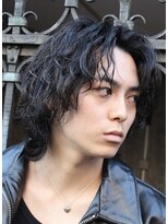 オーシャントーキョー ホワイト 原宿(OCEAN TOKYO WHITE)&nbsp;ミディアム波巻きツイストスパイラルセンターパートウルフ