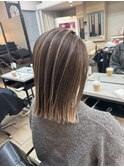 切りっぱなしボブバレイヤージュ