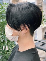 バイフィフス 原宿/表参道(by fifth)&nbsp;前下がりセンターパート/サイドグラデーション/パーマ/黒髪