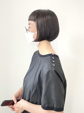 ゴーズゴードットビー 吉祥寺(go s go .b) ダメージレスストレートオン眉前髪ミニボブ【吉祥寺/髪質改善】