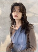 癖を生かした無造作スパイラルパーマ_ウルフパーマ_ウェット