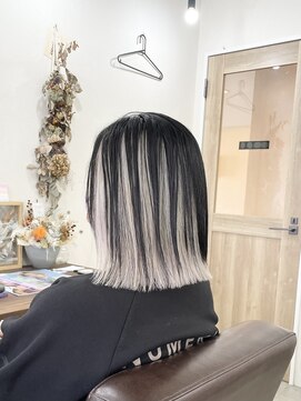 ホンネ(honne.) 逆アンブレラカラー×ホワイトシルバー