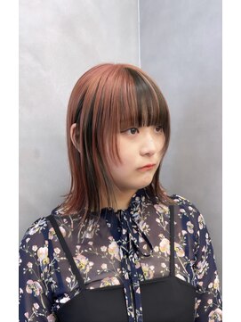 ファイブバイジエクト 堀江(FIVE by The Ect) インナーカラー ウルフカット 切りっぱなし