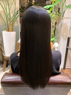 シーズヘア南口店 大好評!艶髪 極上の縮毛矯正ならお任せください!