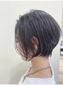 イメチェンホワイトブロンド外ハネボブ美髪ワイドバング