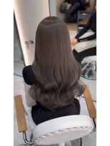 ジーナ 博多筑紫口(Zina)&nbsp;【輝士】ミルクティーベージュ×髪質改善トリートメント