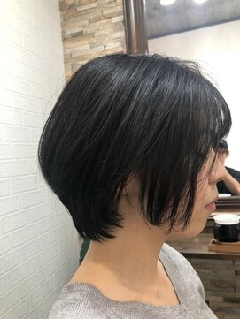 ハサミバイアトリエナガノ 千葉(8sami by atelier nagano) デザインカラー/レイヤーカット/ウエットヘア/オリーブベージュ