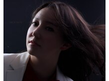 アンアタッシュ(UNE ATTACHE)