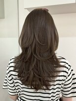 ムード(MOOD,)&nbsp;ダークアッシュ/ミディアムレイヤーカット/大人ガーリー/銀座