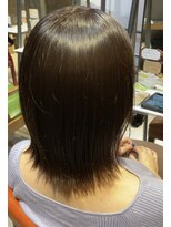 エミュー(emue) emue京都○20代30代人気 艶カラーラベージュカラー○中島