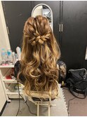 ハーフアップ
