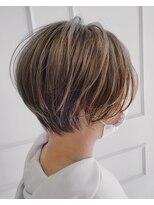 スペックホルダー(Spec Holder)&nbsp;大人可愛い20代30代40代黒髪前下がりショートボブ丸みショート8