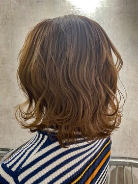 ボンドバイテトテ 三宮元町(BONDbytetote) 【BONDnariのサロンスタイル】なみなみウェーブ