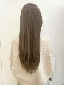 セルカ 新宿(CERCA) ベージュカラー【CERCA新宿/新宿西口】