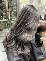 ラフ(LAFF)&nbsp;＃イメチェン＃ハッシュカット＃レッドブラウン#似合わせカット